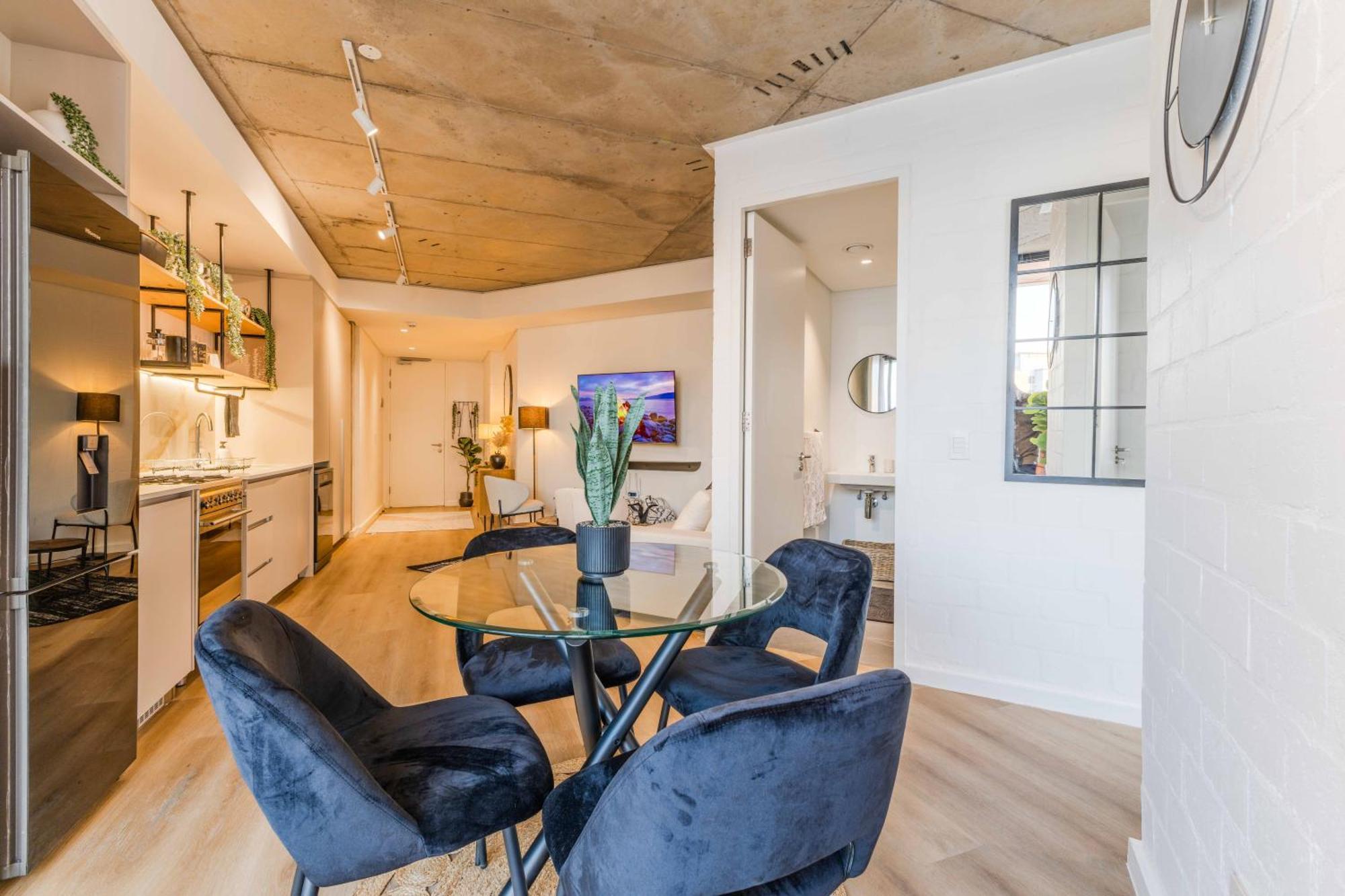 Seabreeze Haven On 82 Main , 415 Blok